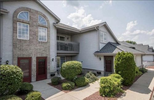 949 Quinlan Drive, Pewaukee, WI, 53072 | Card Image