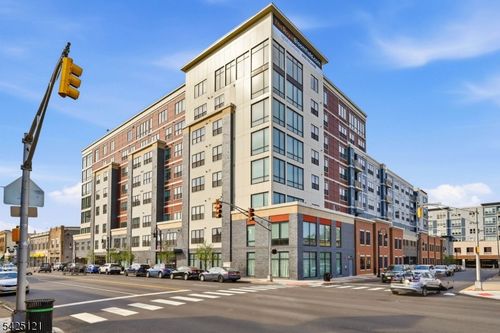 14 Ward St, Bloomfield, NJ, 07003-2518 | Card Image