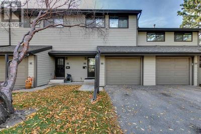 5019 46 Ave Sw, Townhouse with 3 bedrooms, 2 bathrooms and 2 parking in Calgary AB | Image 1