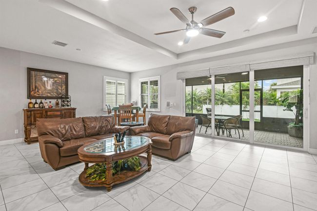 1277 Leonardo Cir, House other with 3 bedrooms, 2 bathrooms and null parking in Port Saint Lucie FL | Image 7