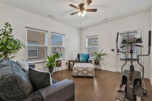 2326 Laurelstone Dr, Murfreesboro, TN, 37130-8730 | Card Image