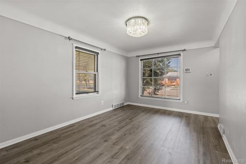 16106 Chesterfield Ave, Eastpointe, MI, 48021-4805 | Card Image