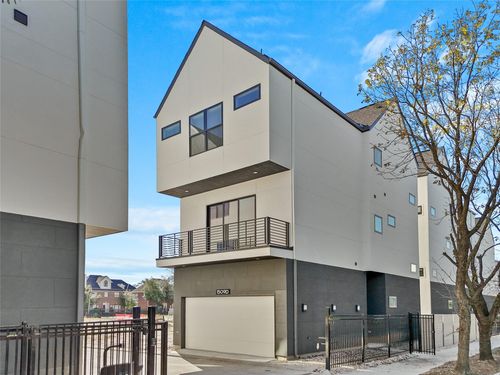 a-1511 Vermont St, Houston, TX, 77006-1041 | Card Image