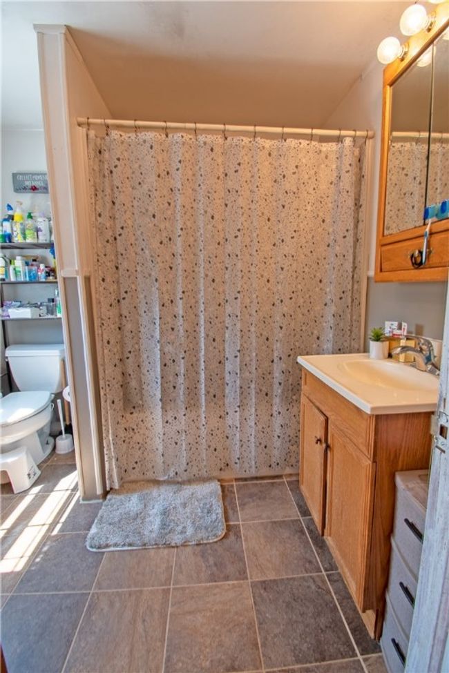 8 New St, House other with 4 bedrooms, 2 bathrooms and null parking in Windsor NY | Image 20
