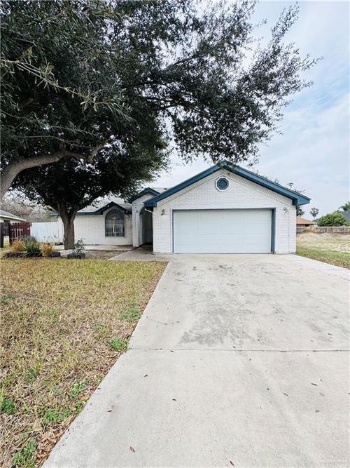2200 E 19th St, Mission, TX, 78572-3246 | Card Image