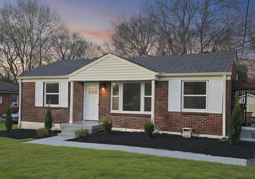 2718 Mckeige Dr, Nashville, TN, 37214-3127 | Card Image