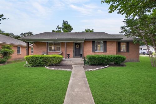 105 S Weatherred Drive, Richardson, TX, 75080 | Card Image