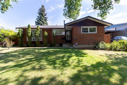 1721 20 St S, Lethbridge, AB, T1K2G1 | Card Image