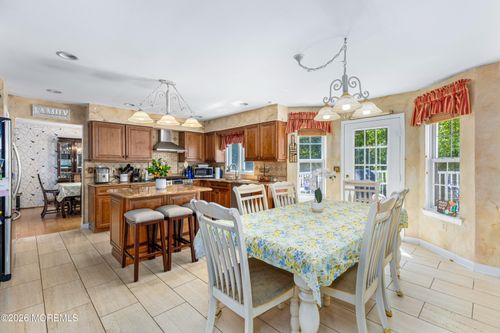 1 Kristen Ct, Matawan, NJ, 07747-9687 | Card Image