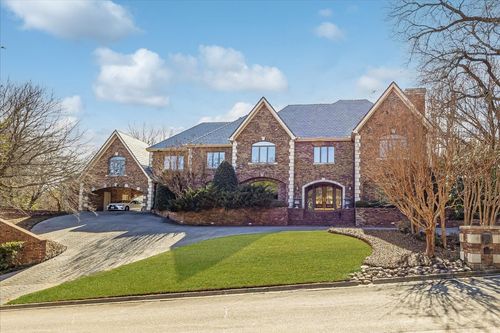 1708 Deepdale Dr, Fort Worth, TX, 76107-3596 | Card Image