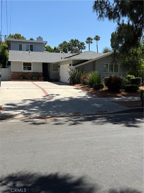 22814 Collins St, Woodland Hills, CA, 91367-4217 | Card Image