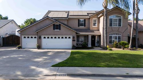 6028 W Evergreen Ave, Visalia, CA, 93277-5536 | Card Image