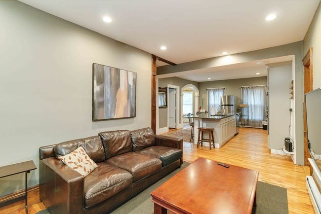 20 Edward St, House other with 8 bedrooms, 8 bathrooms and 7 parking in Worcester MA | Image 24