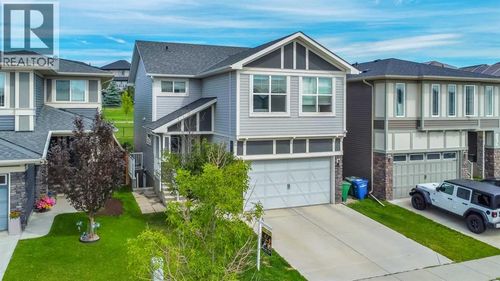 24 Hillcrest Av Sw, Airdrie, AB, T4B4J8 | Card Image