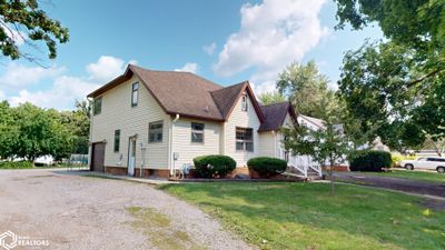 16 N 12th Street, Home with 4 bedrooms, 2 bathrooms and 1 parking in Clear Lake IA | Image 2