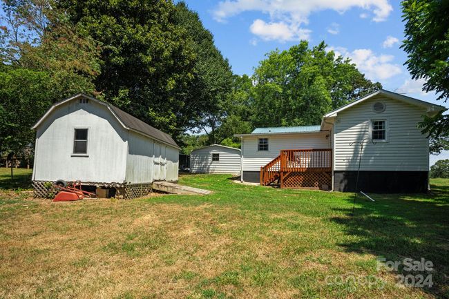 14674 Elkin Highway 268 None, House other with 3 bedrooms, 1 bathrooms and null parking in Ronda NC | Image 34