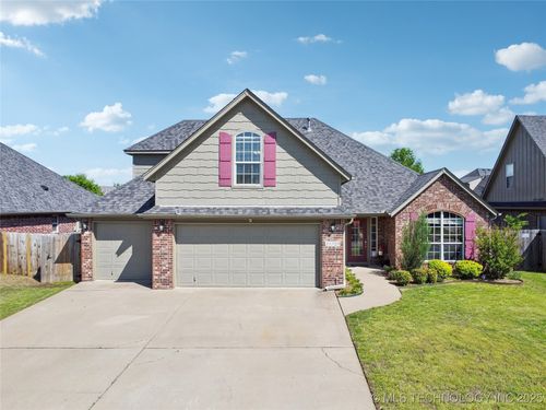 11729 Willow St, Jenks, OK, 74037-4358 | Card Image