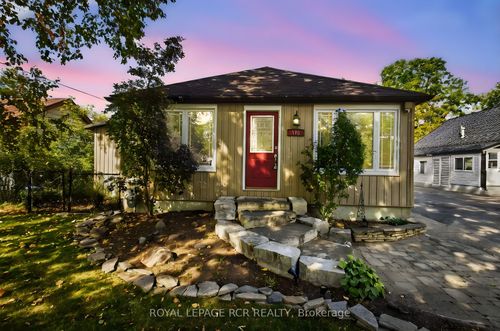 125 King St, Angus, ON, L0M1B0 | Card Image