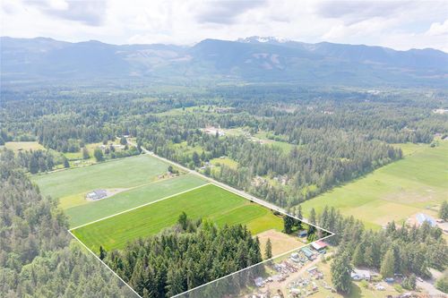 986 Pratt Rd, Hilliers, BC, V9K1W5 | Card Image