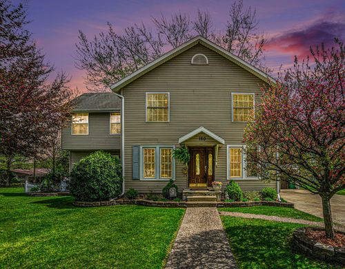 160 Race St, Constantine, MI, 49042-1032 | Card Image