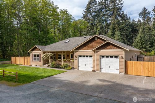 2106 Parker Road Ne, Coupeville, WA, 98239 | Card Image