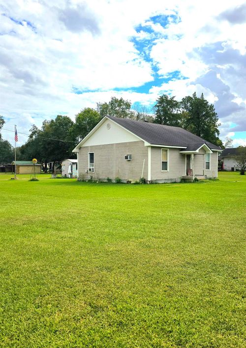 1619 Avenue C, Nome, TX, 77629 | Card Image