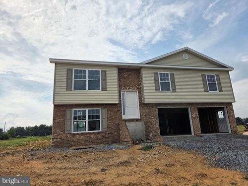 258 Grove Dr, SHIPPENSBURG, PA, 17257-8859 | Card Image