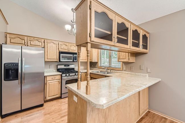 Kitchen | Image 10