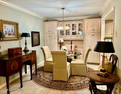 1h-161 Thierman Ln, Louisville, KY, 40207-5054 | Card Image