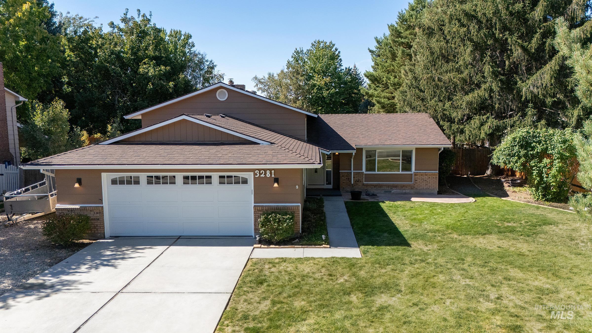 Ithaca Ave, Boise, ID 83709