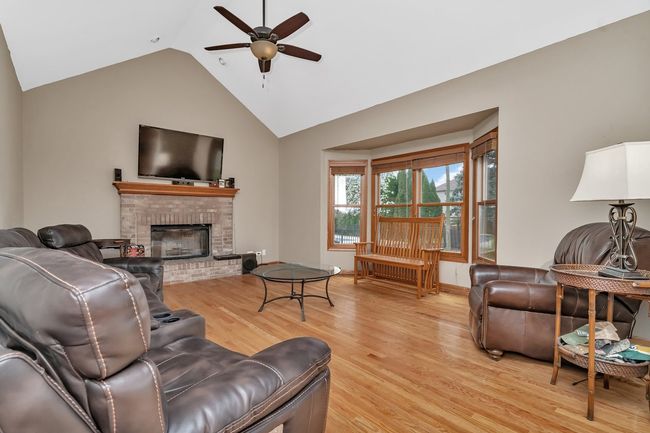 24709 Lincolnway St, House other with 4 bedrooms, 3 bathrooms and 2 parking in Plainfield IL | Image 10