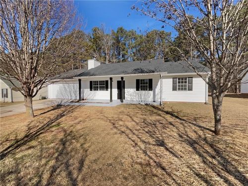 24 Chelsea Ln, Grantville, GA, 30220-2037 | Card Image