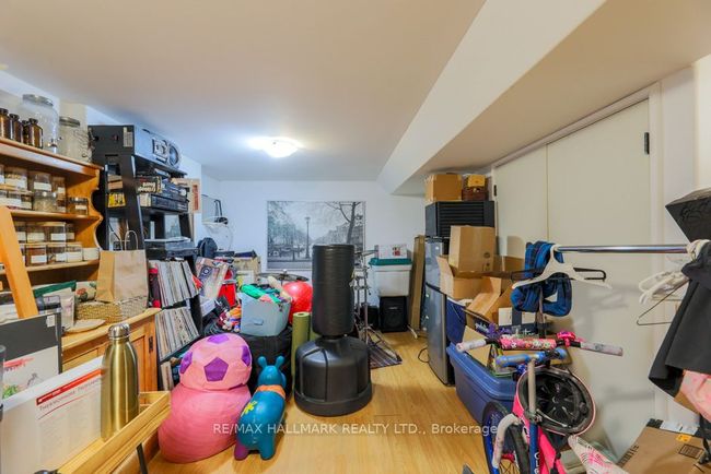 219 Kingston Rd, House attached with 3 bedrooms, 2 bathrooms and 2 parking in Toronto ON | Image 15