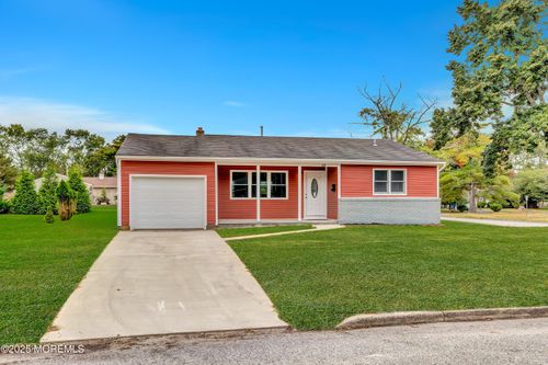 44 Chancellor Ct, Berkeley, NJ, 08757-4436 | Card Image