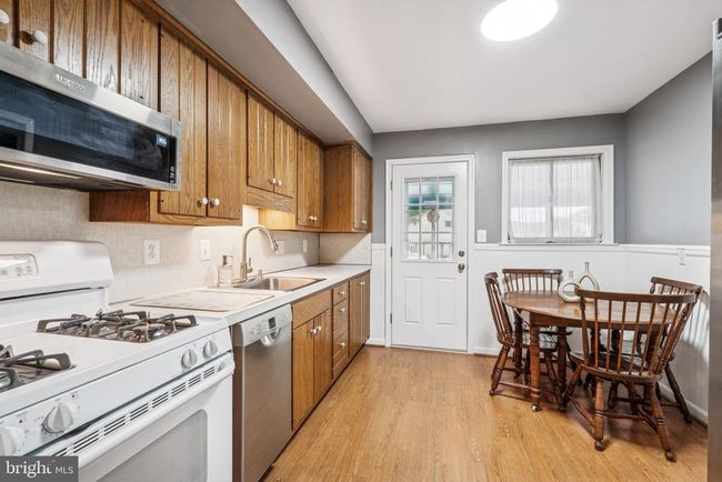 12 Aster Rd, House other with 3 bedrooms, 2 bathrooms and null parking in Hamilton NJ | Image 9