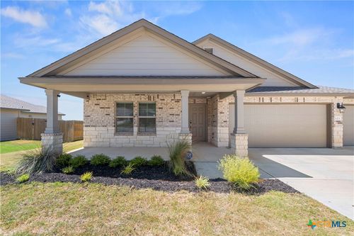121 Ayla Marie Dr, Copperas Cove, TX, 76522-1570 | Card Image