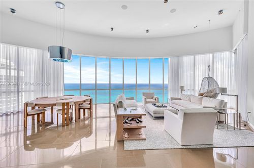 5509-18101 Collins Ave, Sunny Isles Beach, FL, 33160-3130 | Card Image
