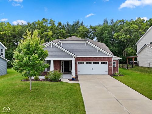 5691 Grosbeak Dr, Greenwood, IN, 46143-4010 | Card Image