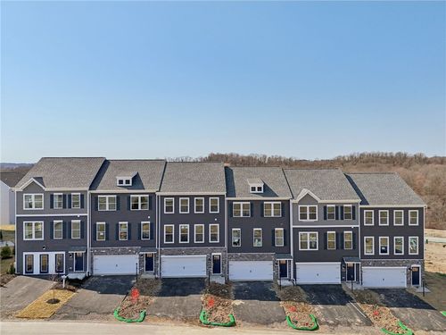 209 Truth Cir, Harmony, PA, 16037-6704 | Card Image