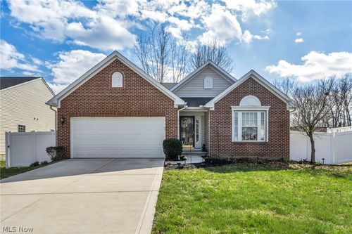 1920 Parkgate Ave, Akron, OH, 44320-1108 | Card Image