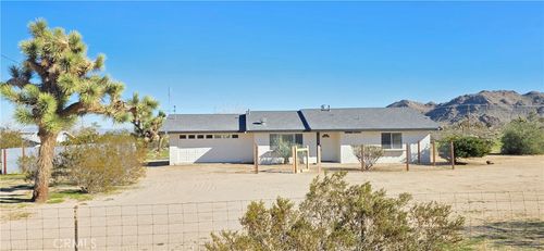 3739 Inez, Yucca Valley, CA, 92284 | Card Image