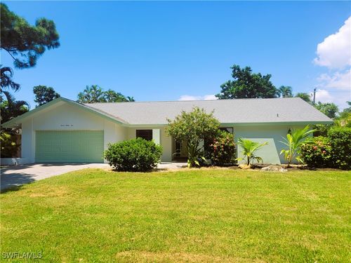 735 High Pines Dr, NAPLES, FL, 34103-2800 | Card Image