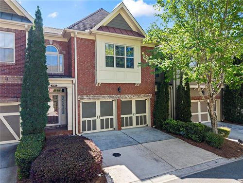 8065 Glisten Ave, Sandy Springs, GA, 30328-2494 | Card Image