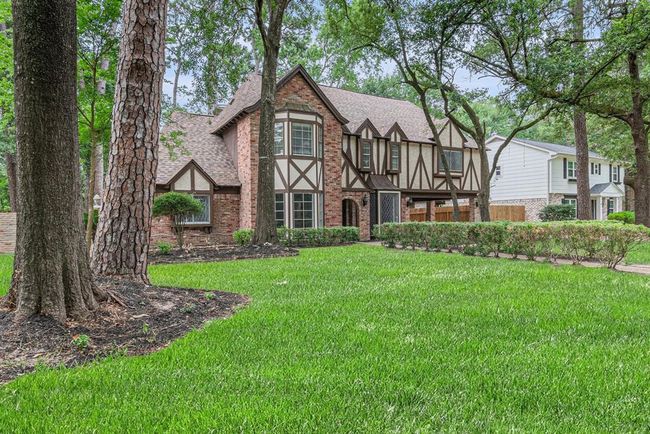 6307 Bayonne Dr, House other with 6 bedrooms, 5 bathrooms and 7 parking in Spring TX | Image 4