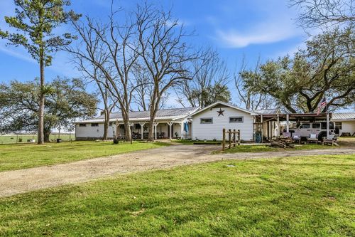 9523 W Fm 1644, Calvert, TX, 77837-8267 | Card Image
