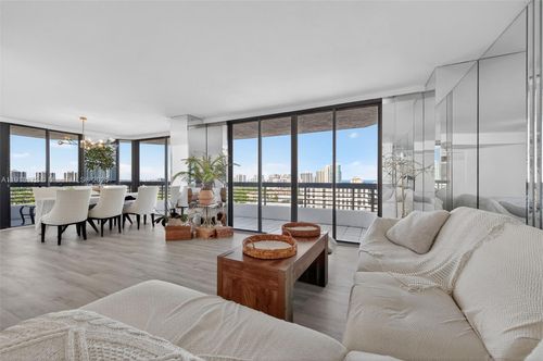 apt-1804-3500 Mystic Pointe Dr, Aventura, FL, 33180-2582 | Card Image