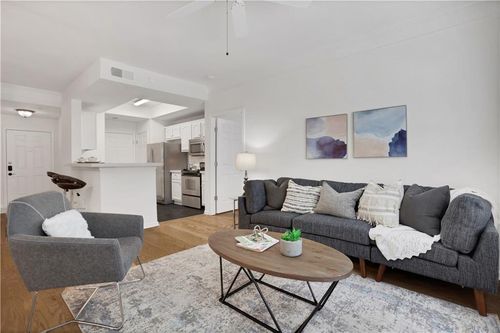 1017-2700 Pine Tree Rd Ne, Atlanta, GA, 30324-5672 | Card Image