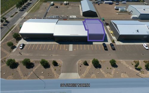 {{alt}} | Card Image