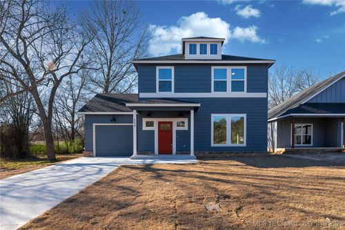 604 S Division St, Coweta, OK, 74429-2063 | Card Image