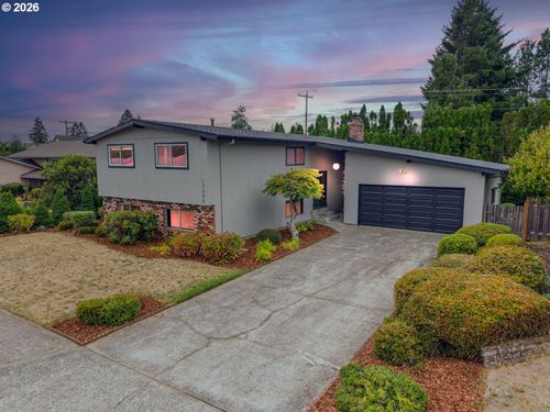 17355 Ne Wasco St, Portland, OR, 97230 | Card Image